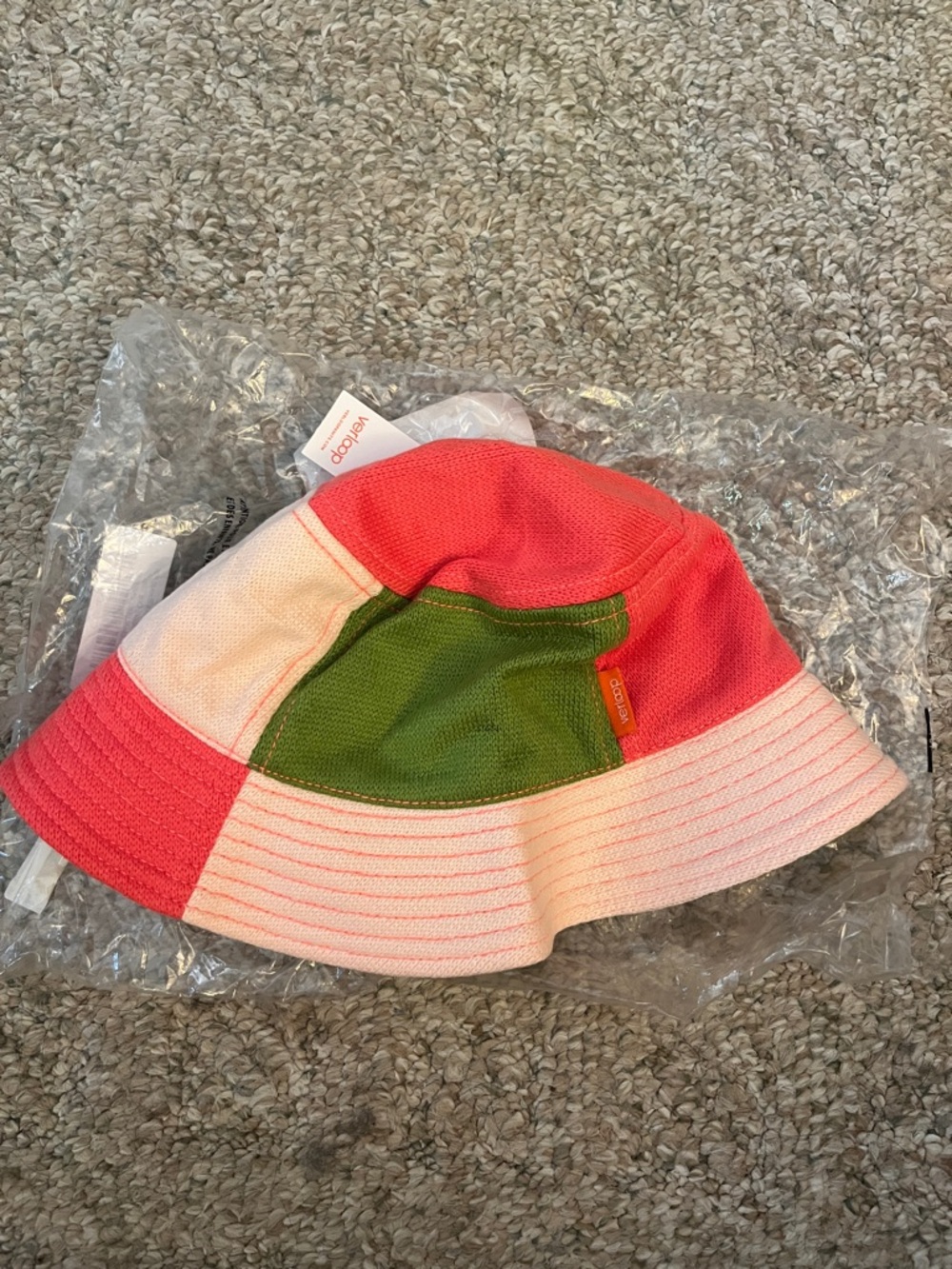 Verloop Knits Color Block Bucket Hat in Pink and Green